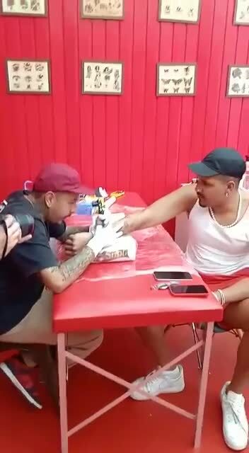 Momento de ativação da Budweiser em festival